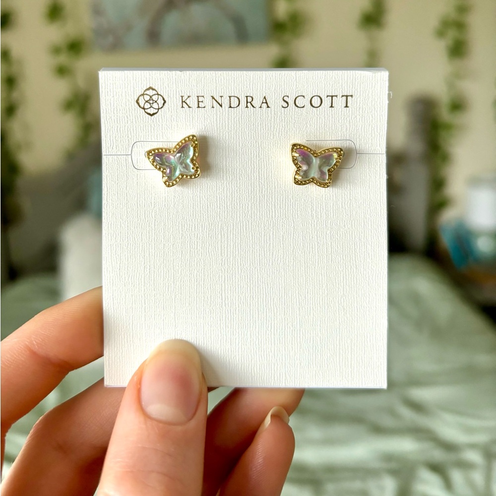 NWT Kendra Scott Lillia Butterfly Dichroic Glass Gold Stud Earrings - Picture 3 of 9